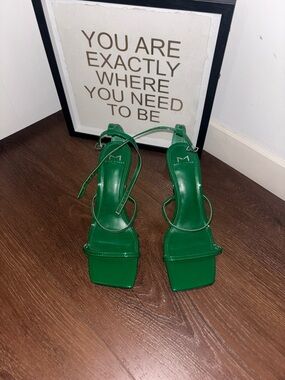 MARC FISHER Emerald Green Strappy Square-Toe Heels